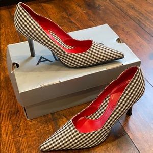 Checkered print high heels
